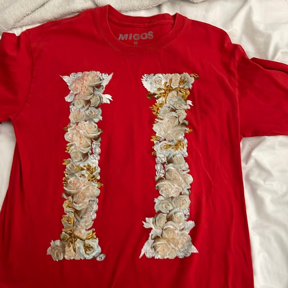 migos long sleeve size medium